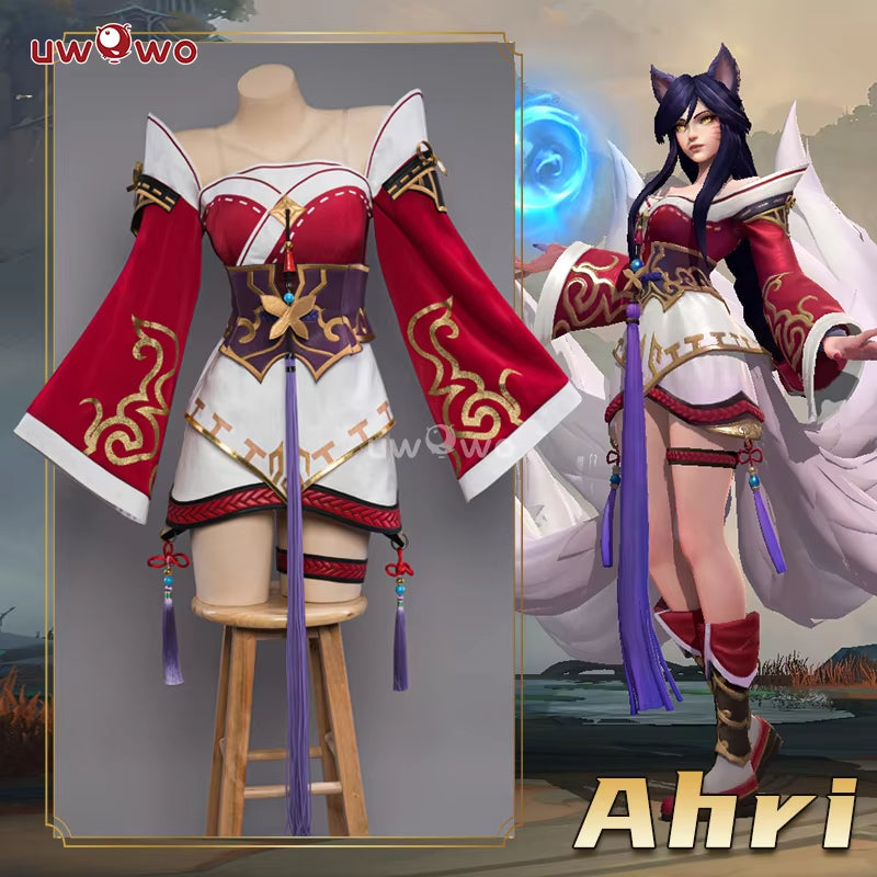 League of Legends Ahri Cosplay | Full outfit, stockings included