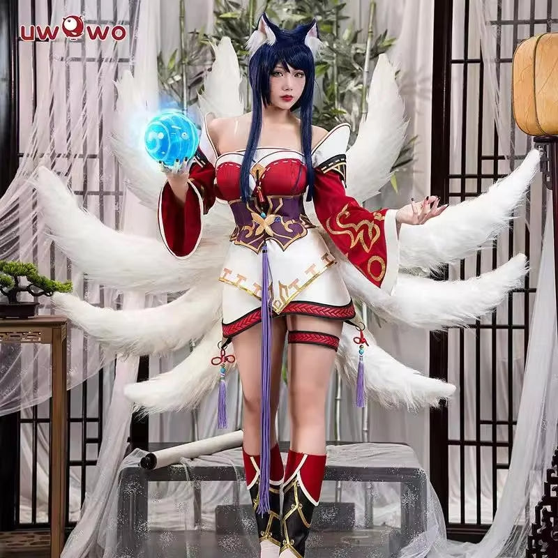 League of Legends Ahri Cosplay | Full outfit, stockings included
